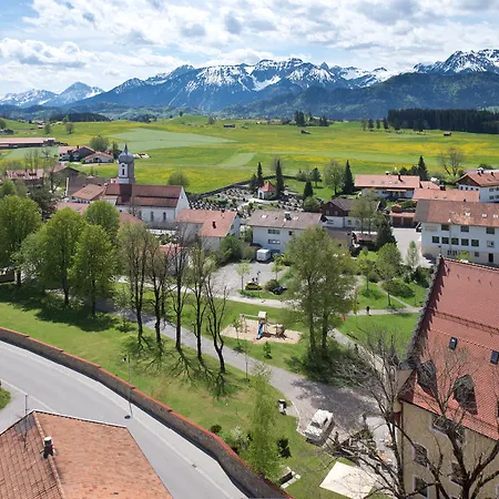 Schloss Zu Hopferau
