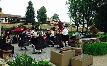 Schloss Zu Ξενοδοχείο