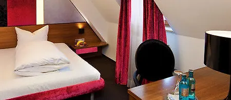 Schloss Zu 3* ホプフェラウ
