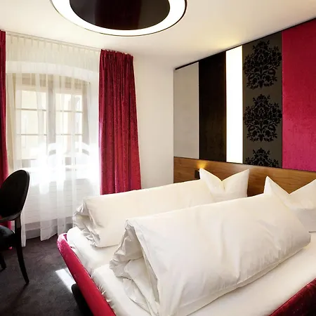 ホテル Schloss Zu 3*